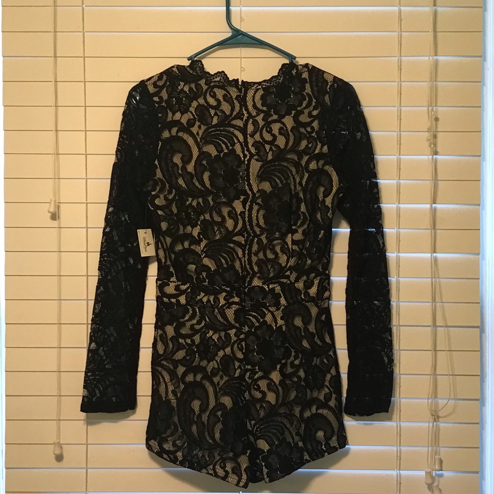 NWT Sexy Black Lace Romper w/Nude Underlay - Picture 2 of 7